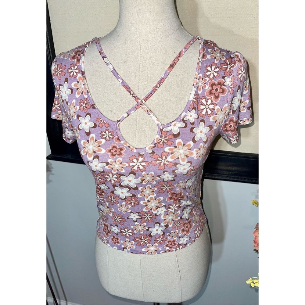 Hippie Rose Lilac Floral Top - NWT - Medium
